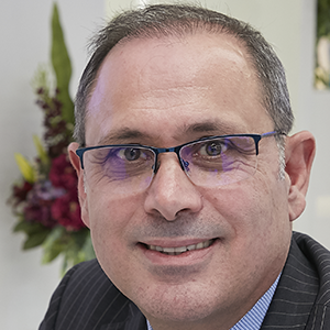 Pedro Honório: Transplante Capilar